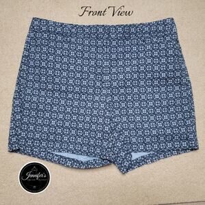 Lands' End Women's Blue Floral Mid Rise Shorts Size 16